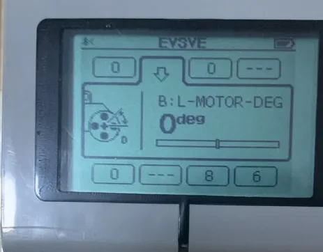EV3 Port View showing port B as B:L-MOTOR-DEG with a reading of 0 degrees.